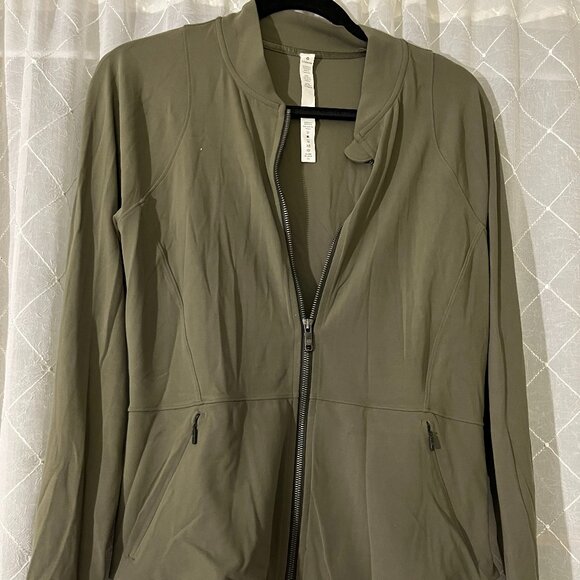olive green lululemon jacket size 12 - Picture 1 of 5